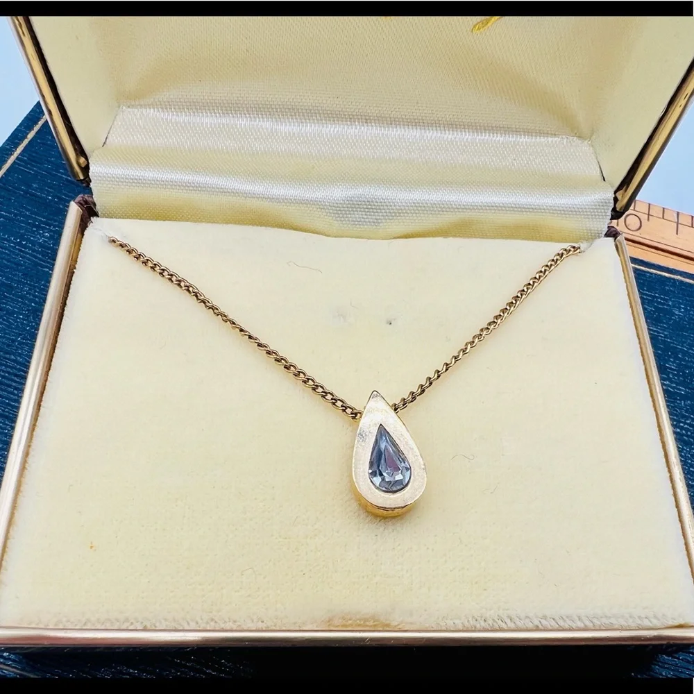 Vintage AVON necklace teardrop pendant pale blue rhinestone